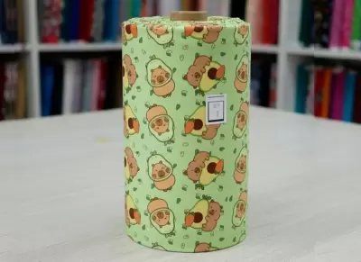 capibara verde - Tela de alta calidad diseño capibara verde disponible en Telas593.