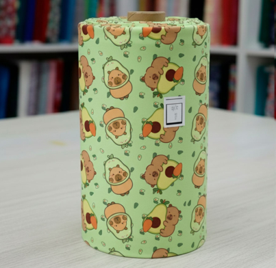 capibara-avocado-rollo